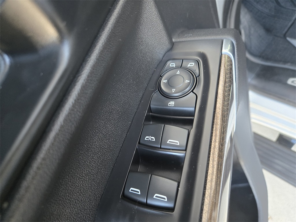 2020 Chevrolet Silverado 1500 LT photo 31