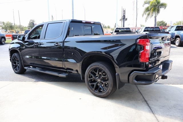 2021 Chevrolet Silverado 1500 RST photo 5