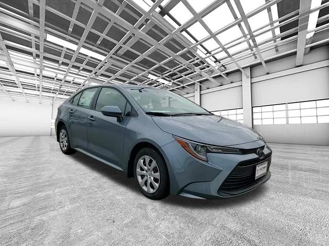 2026 Toyota Corolla LE's photo