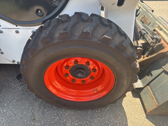 2022 White Bobcat S64 R-SERIES