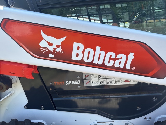 2022 White Bobcat S64 R-SERIES
