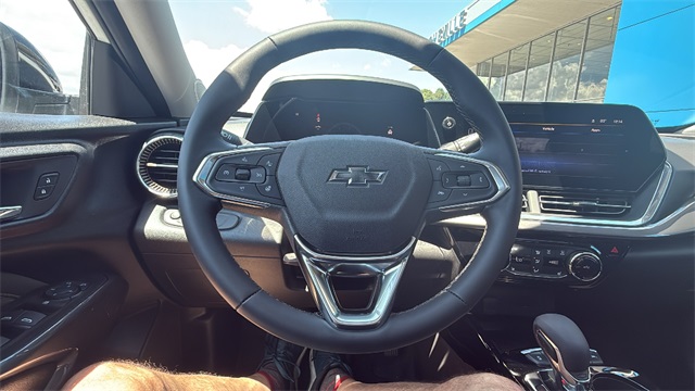 new 2025 Chevrolet Trax car, priced at $27,585