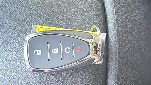 new 2025 Chevrolet Trax car, priced at $27,585