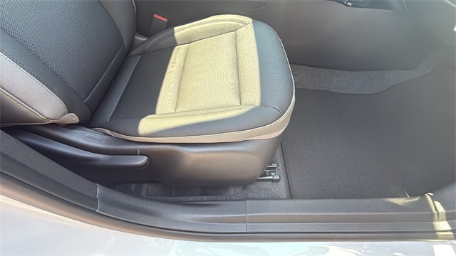 new 2025 Chevrolet Trax car, priced at $27,585