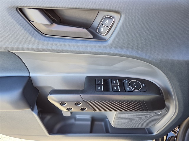 New 2025 Ford Maverick XLT 4D Crew Cab