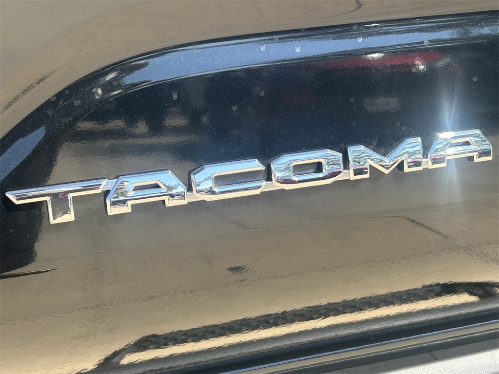 2025 Toyota Tacoma SR5 Double Cab photo 10