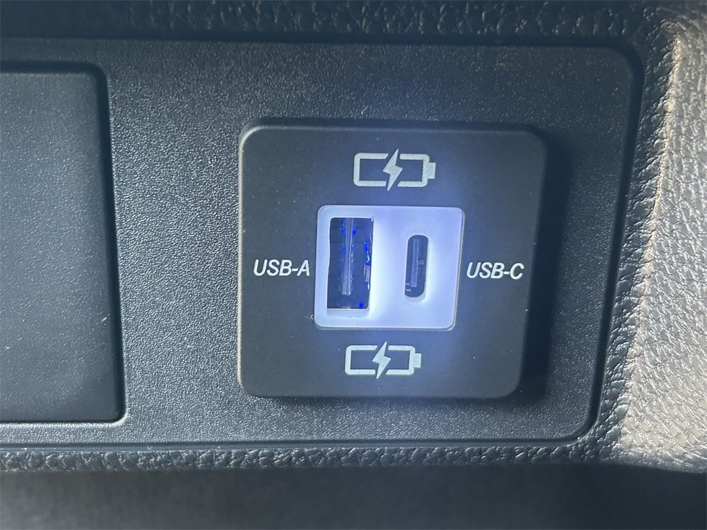 2025 Toyota Tacoma SR5 Double Cab photo 15