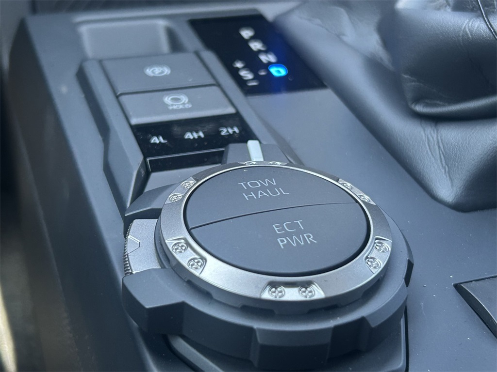 2025 Toyota Tacoma SR5 Double Cab photo 22