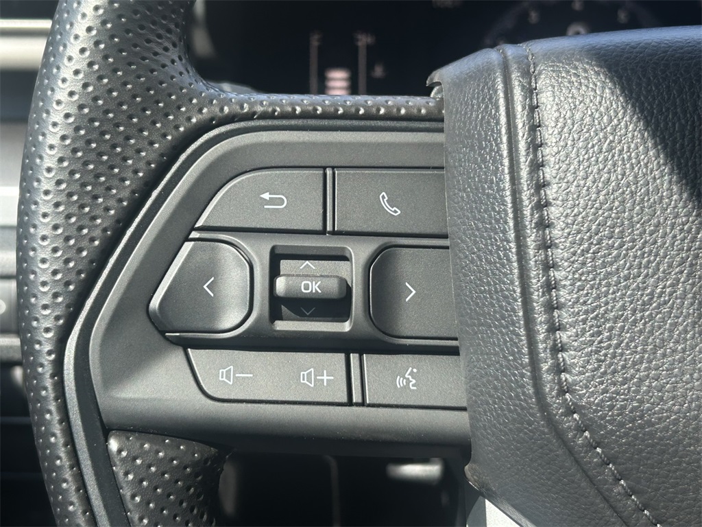 2025 Toyota Tacoma SR5 Double Cab photo 26