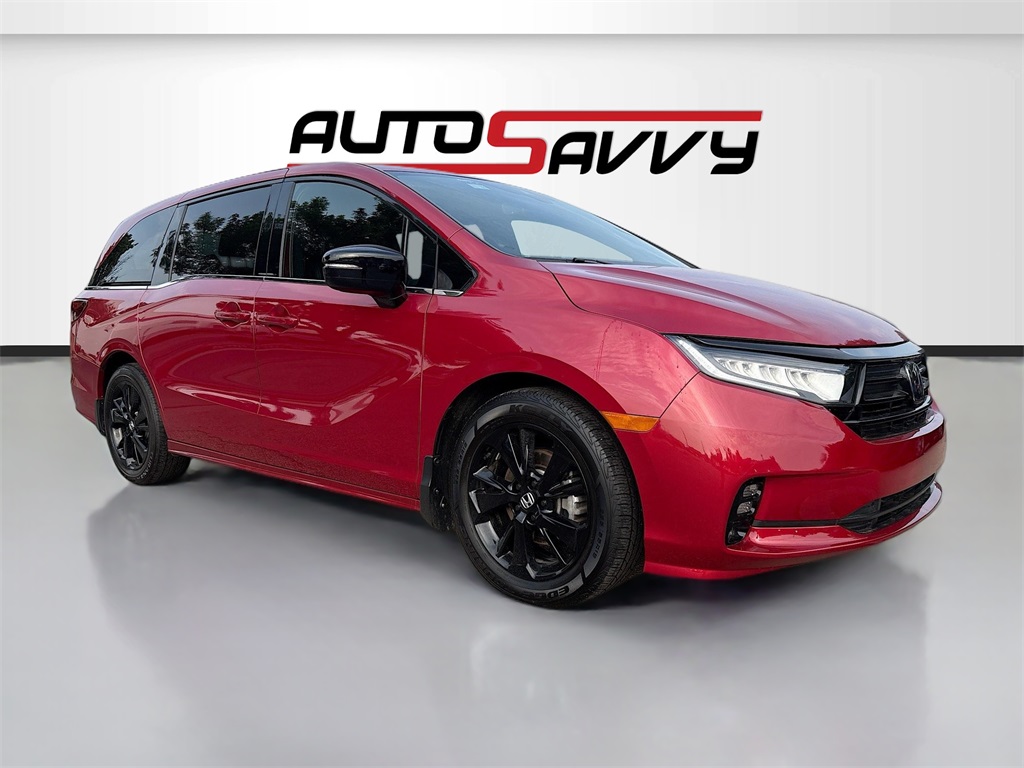 2023 Honda Odyssey SPORT's photo