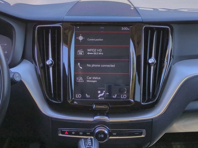 2019 Volvo XC60 T5 Momentum photo 15