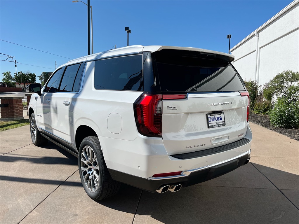 2025 Gmc Yukon XL Denali photo 3