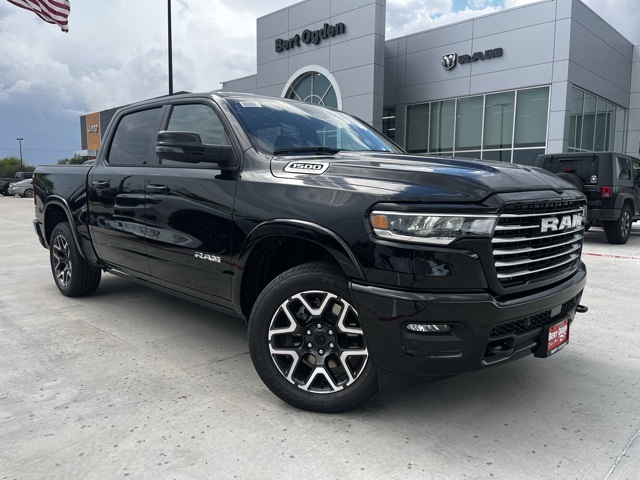 2026 RAM Ram 1500 Pickup Laramie's photo