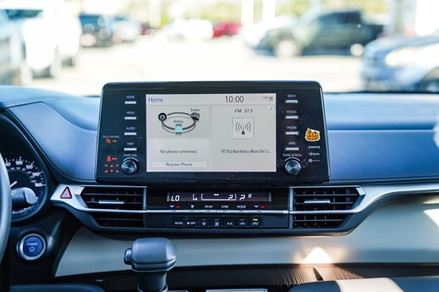 used 2021 Toyota Sienna car, priced at $31,392