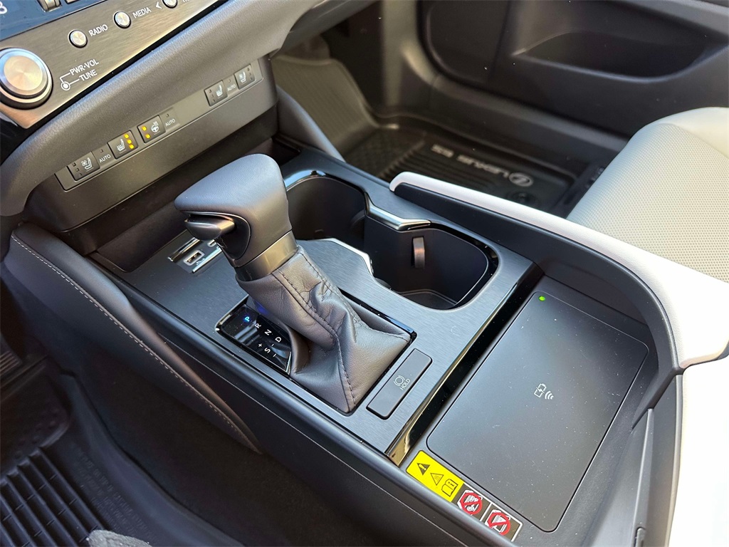 new 2025 Lexus ES car, priced at $50,144