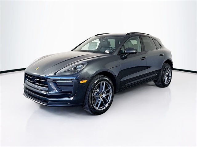 2025 Porsche Macan