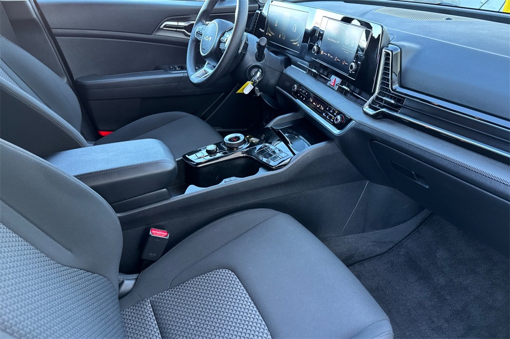 used 2023 Kia Sportage Hybrid car, priced at $24,905