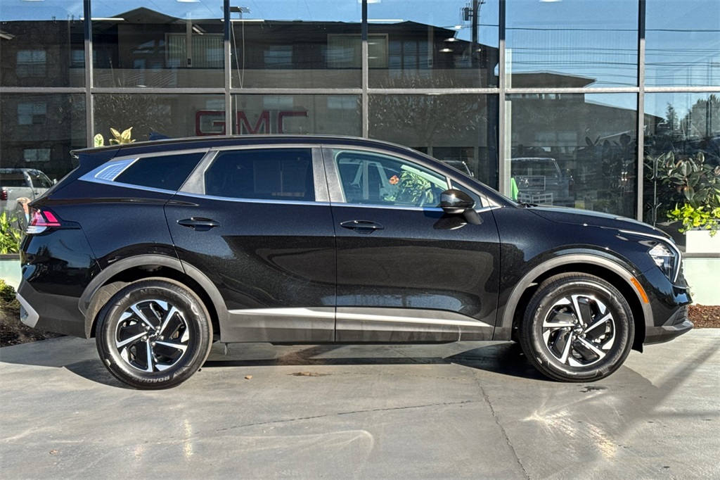 used 2023 Kia Sportage Hybrid car, priced at $24,905