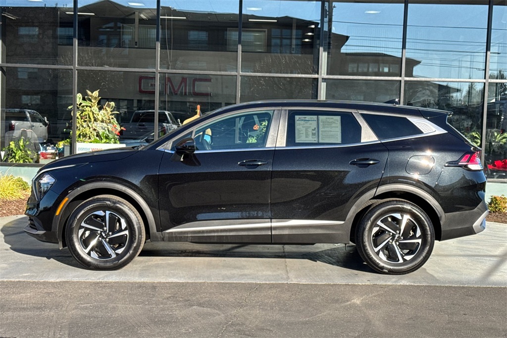 used 2023 Kia Sportage Hybrid car, priced at $24,905