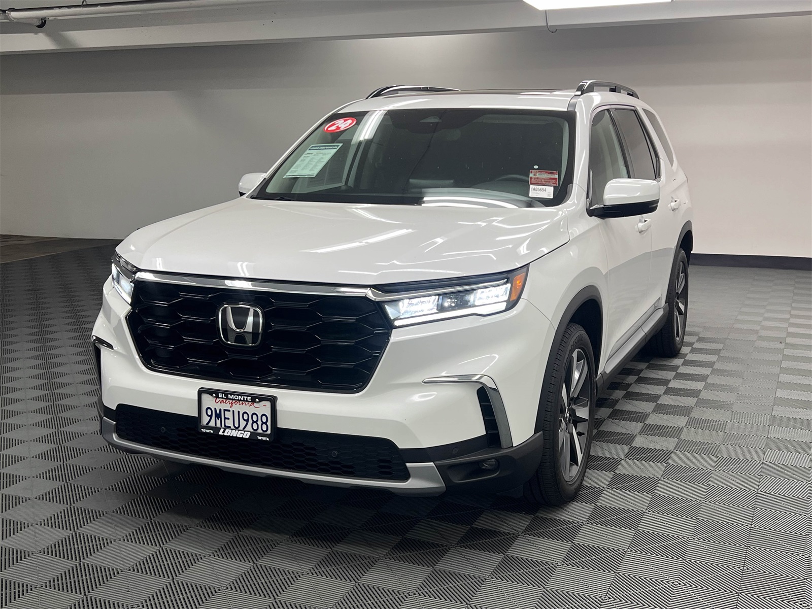 used 2024 Honda Pilot car, priced at $41,488