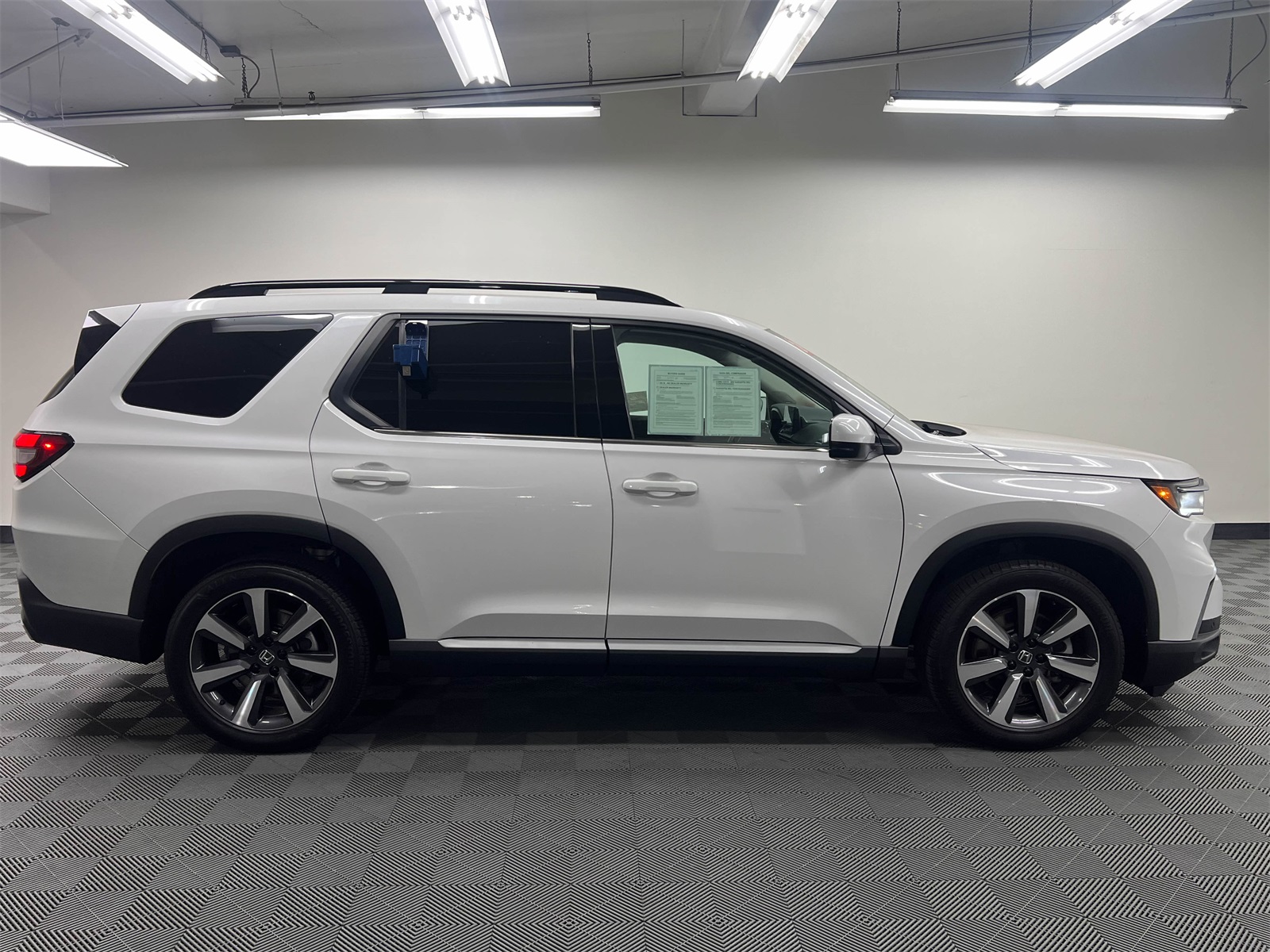 used 2024 Honda Pilot car, priced at $41,488
