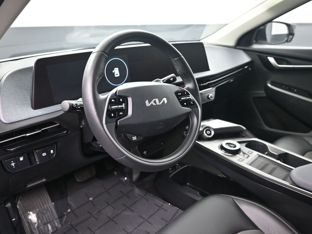 2024 Kia EV6 Light photo 8
