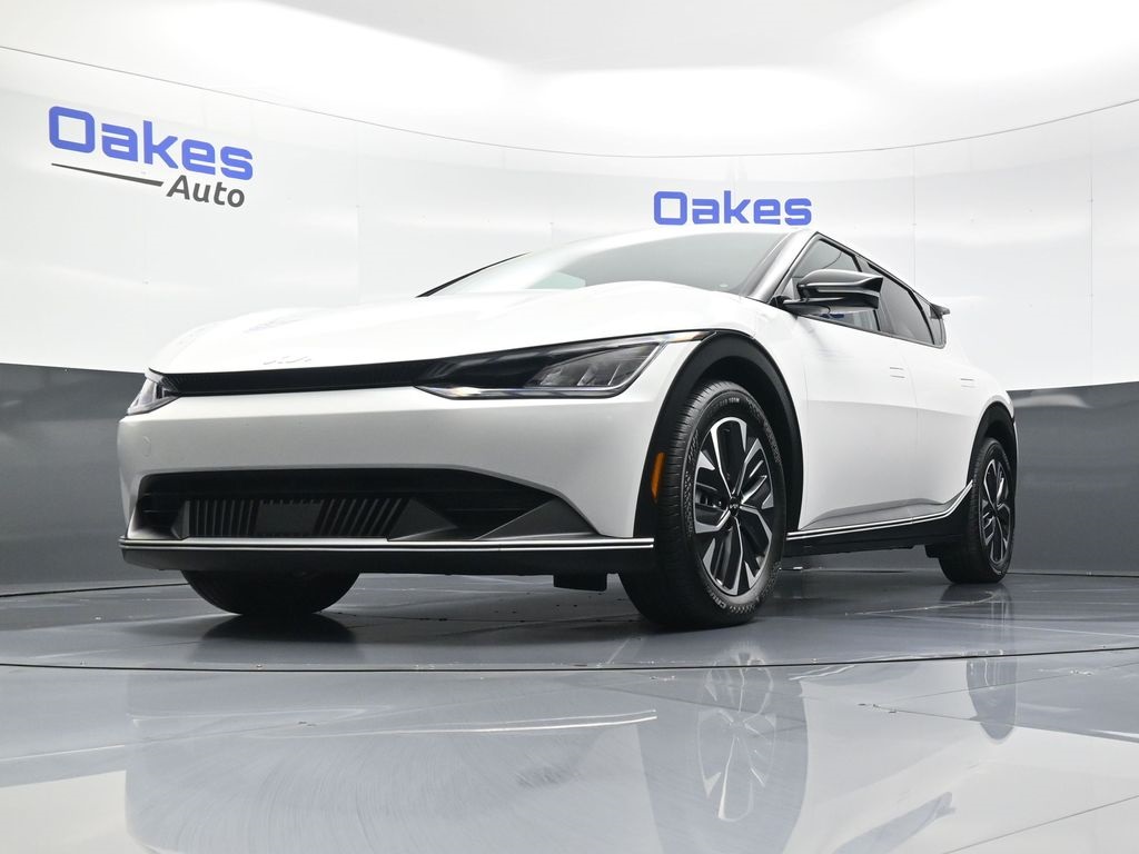 2024 Kia EV6 Light photo 30