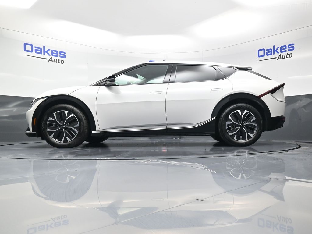 2024 Kia EV6 Light photo 31