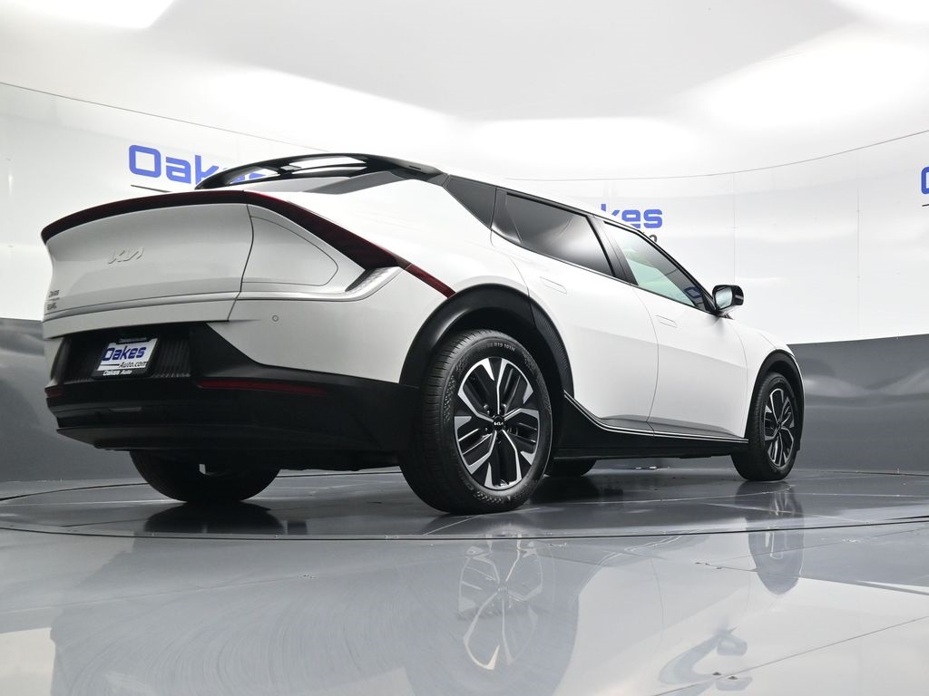 2024 Kia EV6 Light photo 34