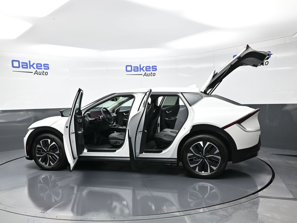 2024 Kia EV6 Light photo 45