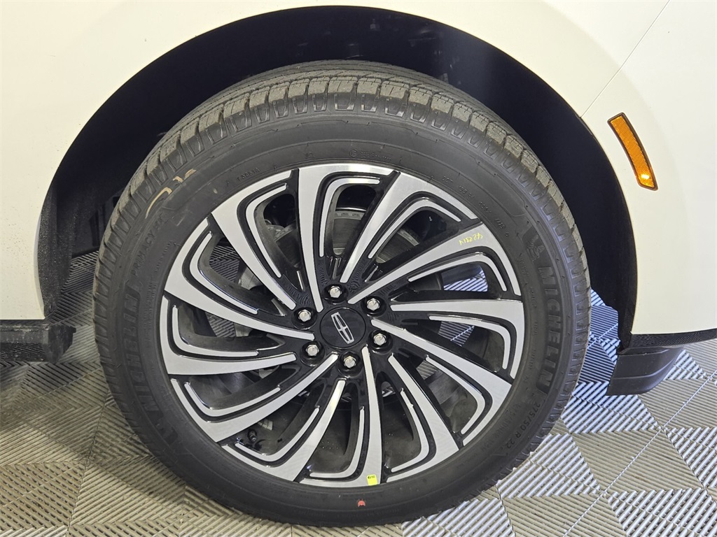 new 2026 Lincoln Navigator L car, priced at $127,535