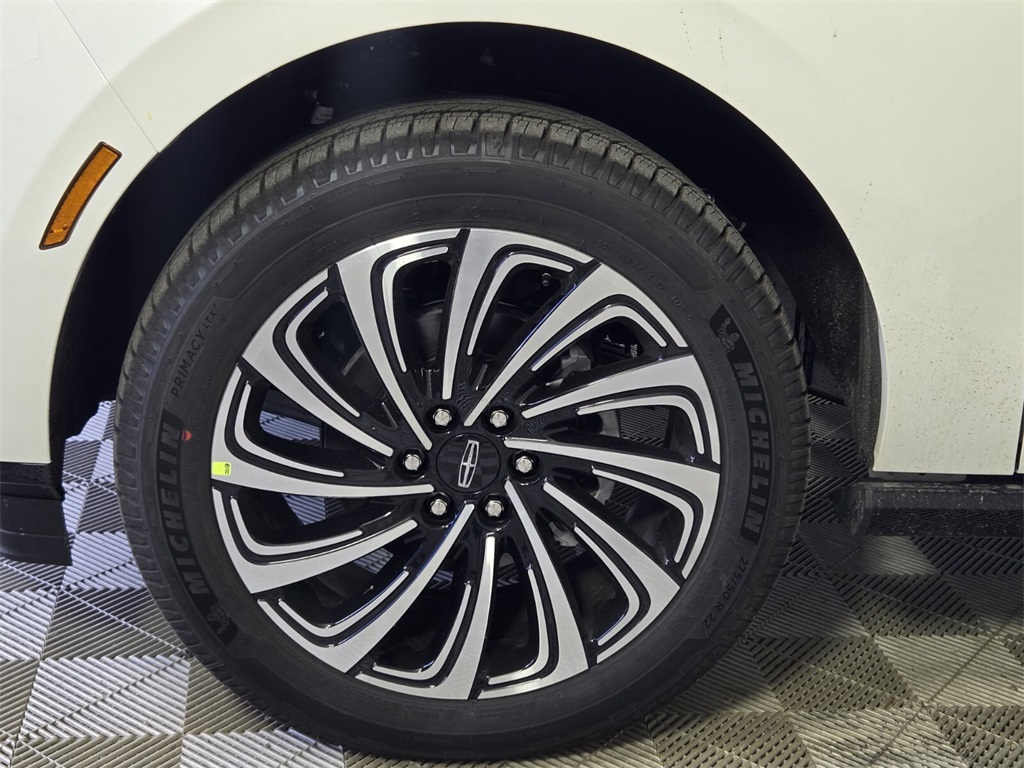 new 2026 Lincoln Navigator L car, priced at $127,535