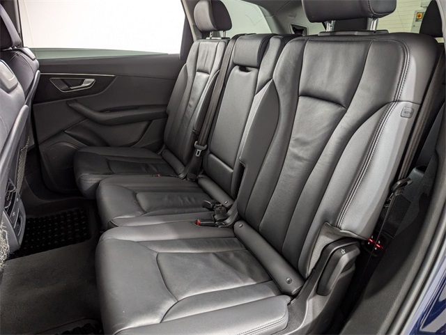 used 2022 Audi Q7 car, priced at $31,881