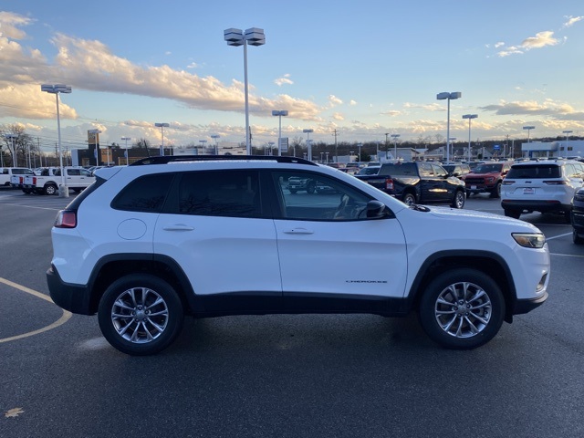 used 2022 Jeep Cherokee car, priced at $19,998