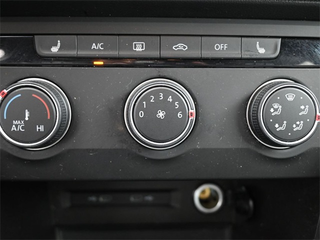 Used 2022 Volkswagen Taos SUV