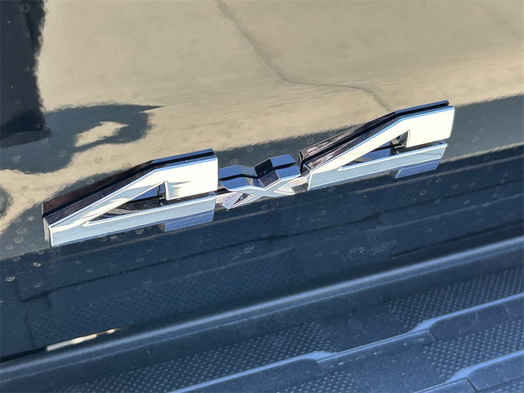 2025 Toyota Tacoma SR5 Double Cab photo 10