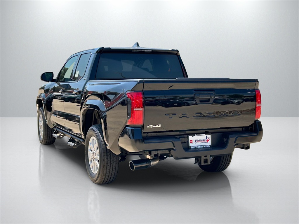 2025 Toyota Tacoma SR5 Double Cab photo 7