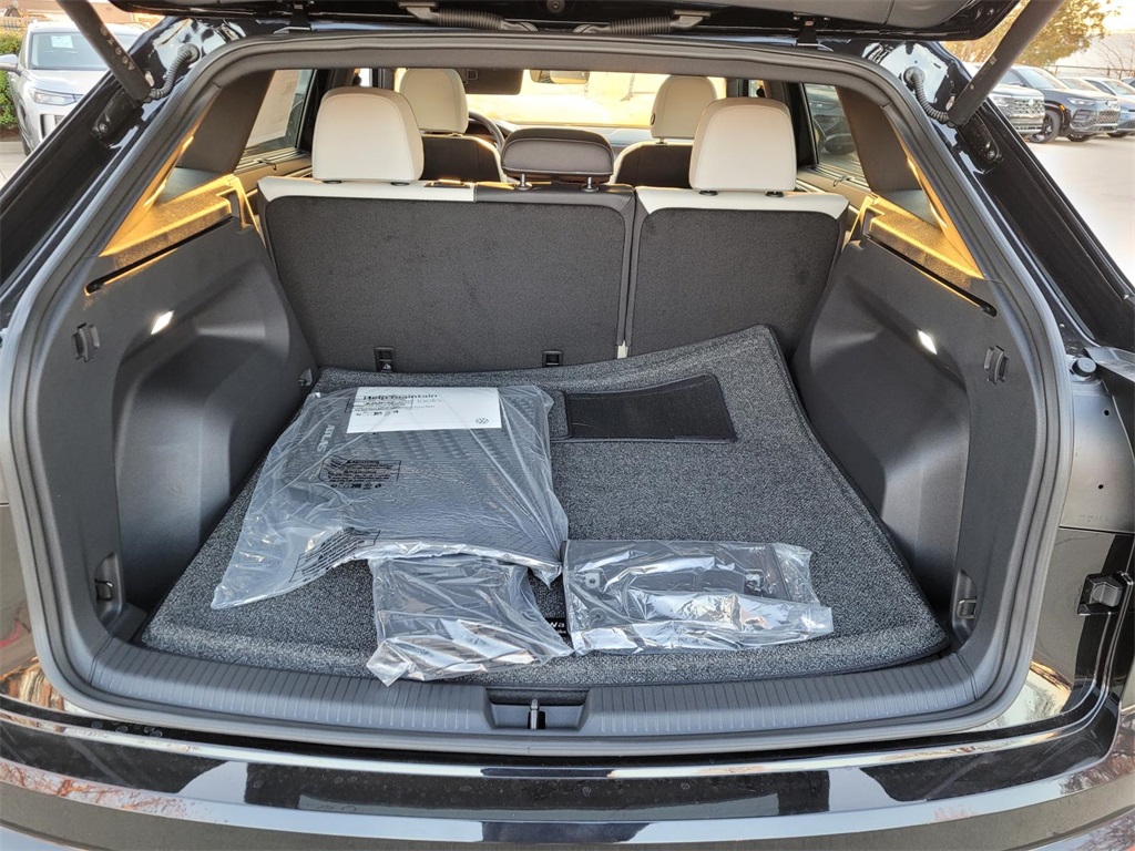 new 2026 Volkswagen Atlas Cross Sport car, priced at $51,760