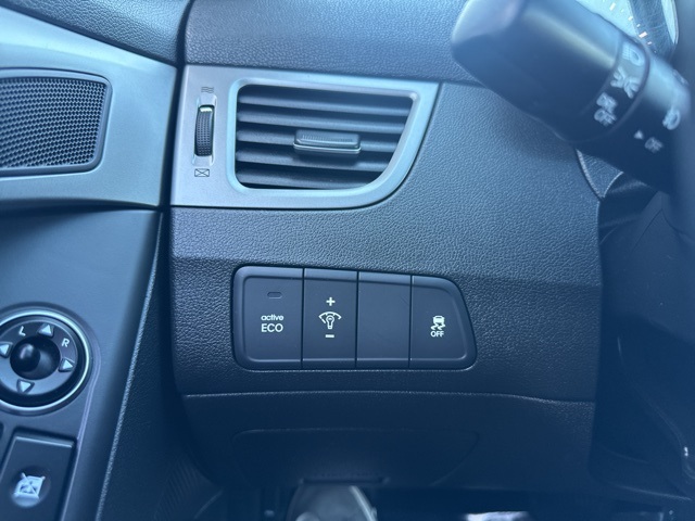 2016 Hyundai Elantra Value Edition photo 8