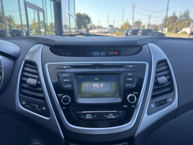 2016 Hyundai Elantra Value Edition photo 10