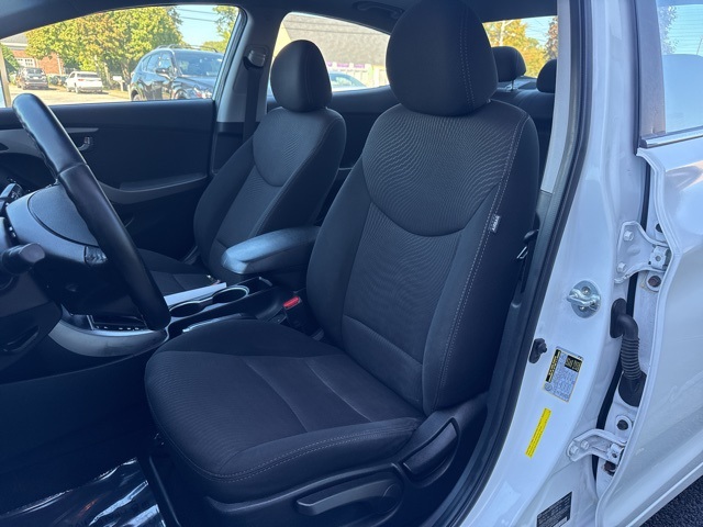 2016 Hyundai Elantra Value Edition photo 5