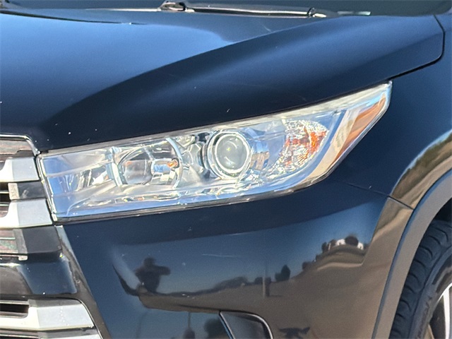 2017 Toyota Highlander XLE photo 3