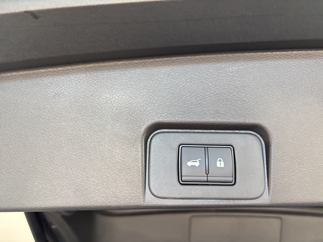 2025 Super Black Nissan Rogue SL FWD SUV