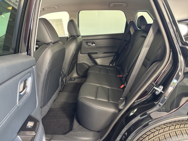 2025 Super Black Nissan Rogue SL FWD SUV