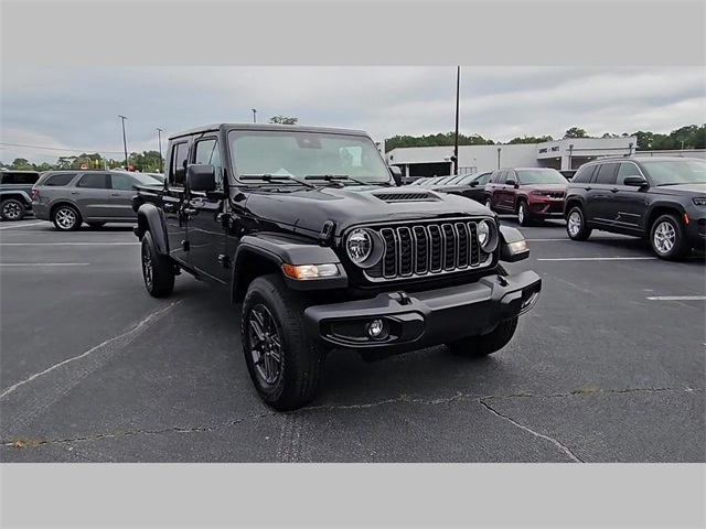 2025 Jeep Gladiator Sport S