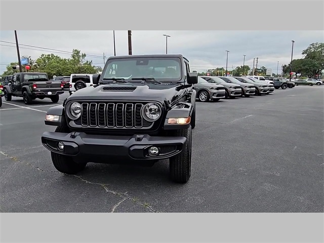 2025 Jeep Gladiator Sport S