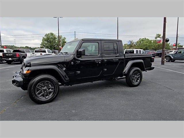 2025 Jeep Gladiator Sport S