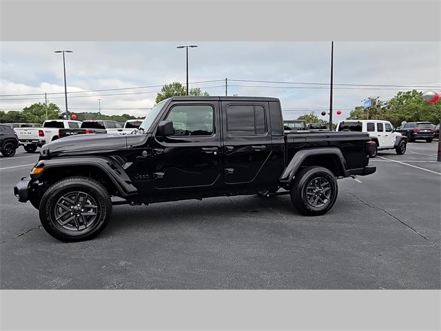 2025 Jeep Gladiator Sport S