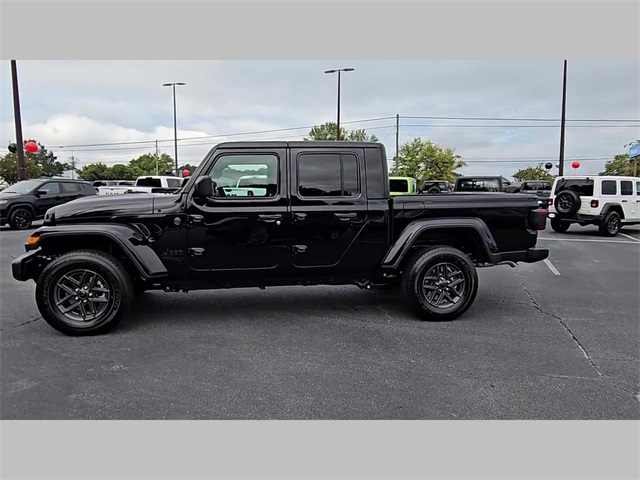 2025 Jeep Gladiator Sport S