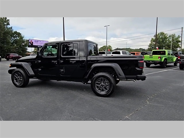 2025 Jeep Gladiator Sport S